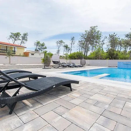 Dom wakacyjny House Luxury Stone *