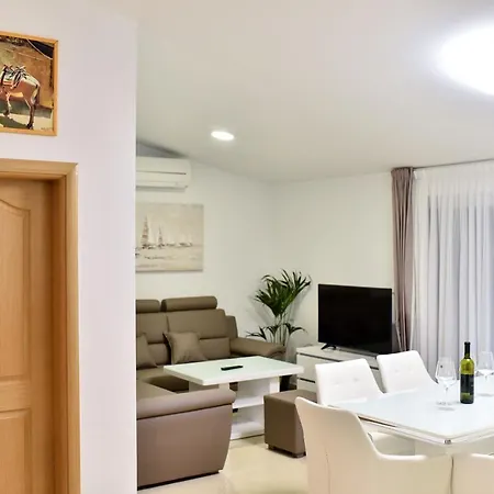 House Luxury Stone Dom wakacyjny