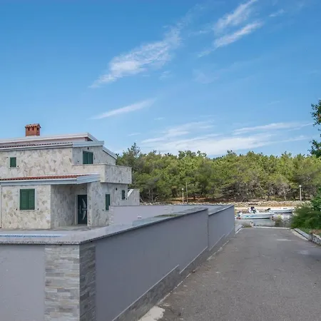 Dom wakacyjny House Luxury Stone