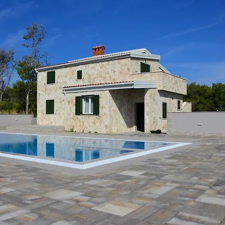 House Luxury Stone * Vir
